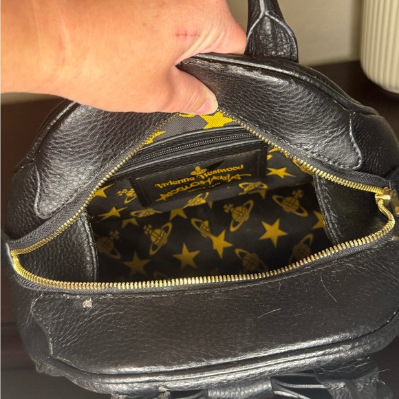 Vivienne Westwood Anglomania Vintage Handbag Black with Star Print Bow Handbag - Picture 8 of 11